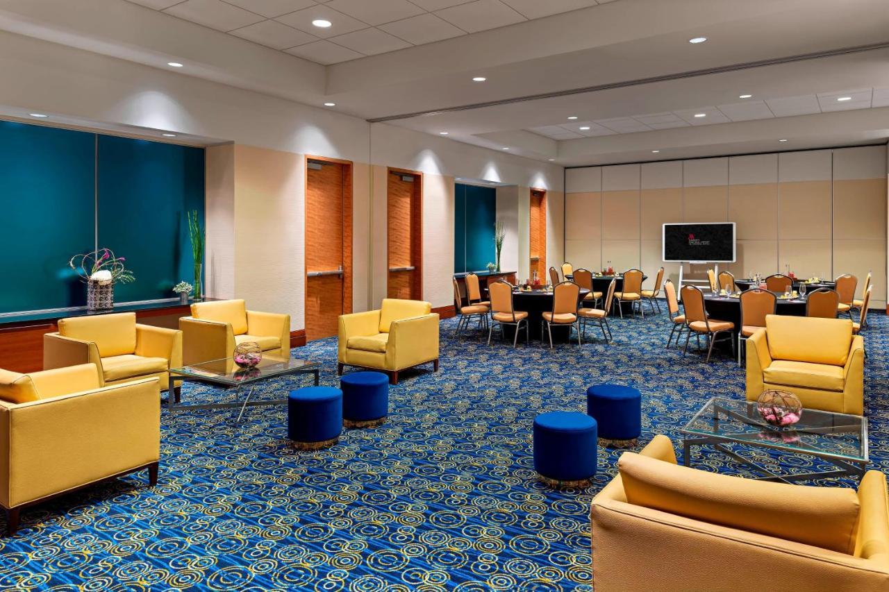 Marriott Montreal Airport In-Terminal Hotel Dorval Eksteriør bilde