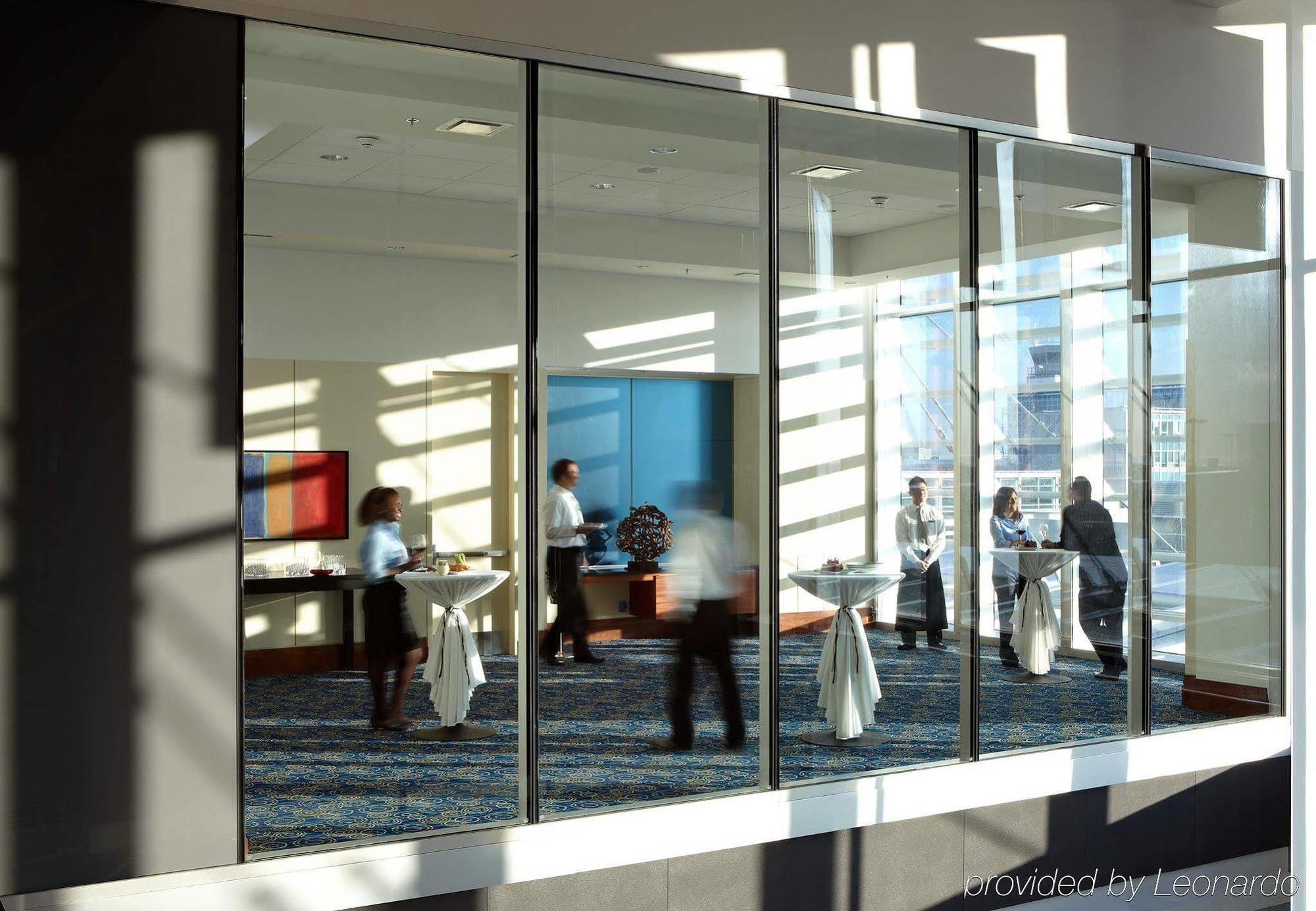 Marriott Montreal Airport In-Terminal Hotel Dorval Eksteriør bilde