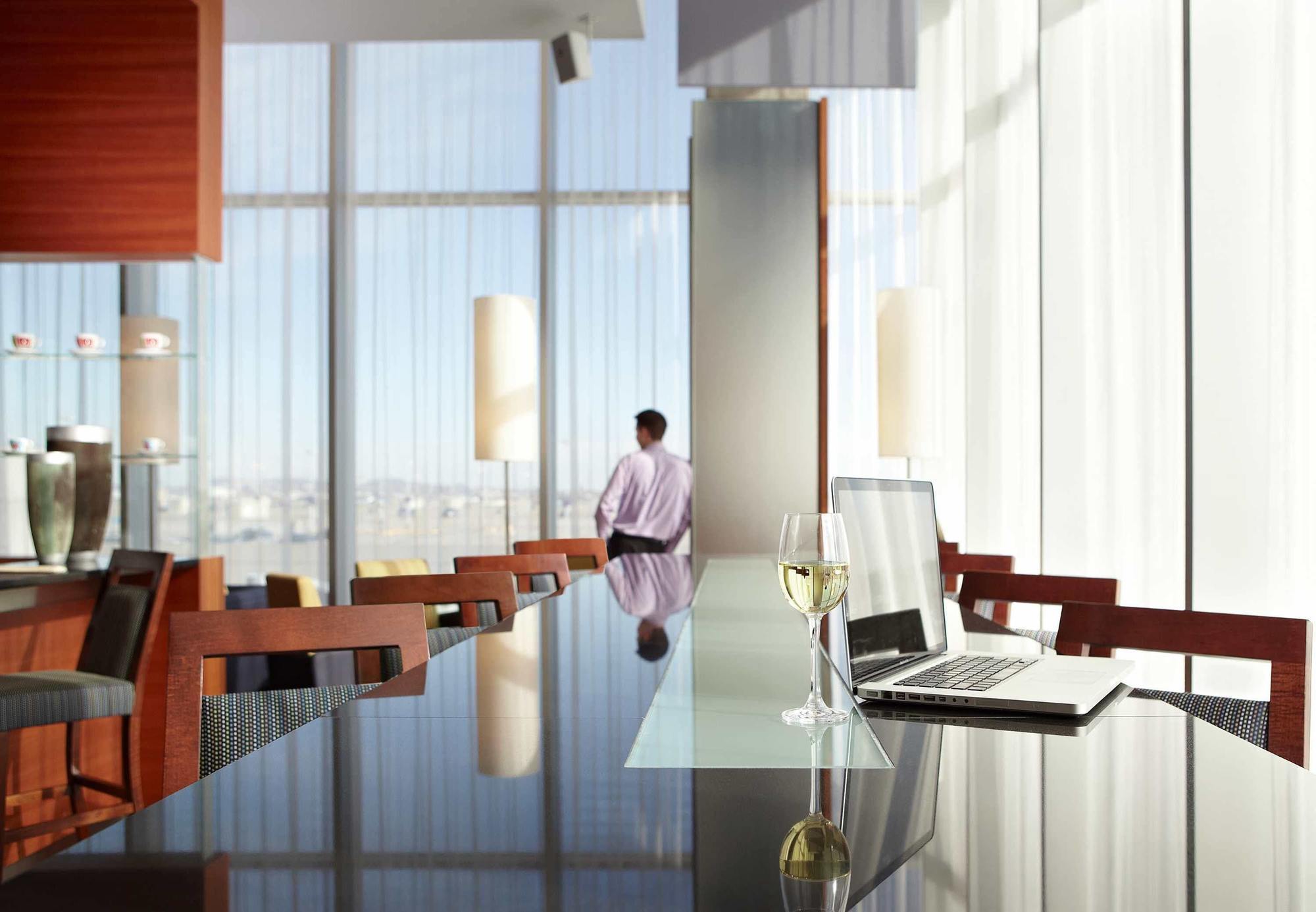 Marriott Montreal Airport In-Terminal Hotel Dorval Eksteriør bilde