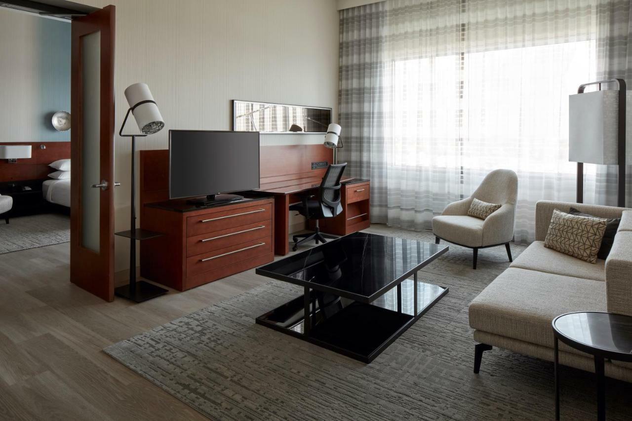 Marriott Montreal Airport In-Terminal Hotel Dorval Eksteriør bilde
